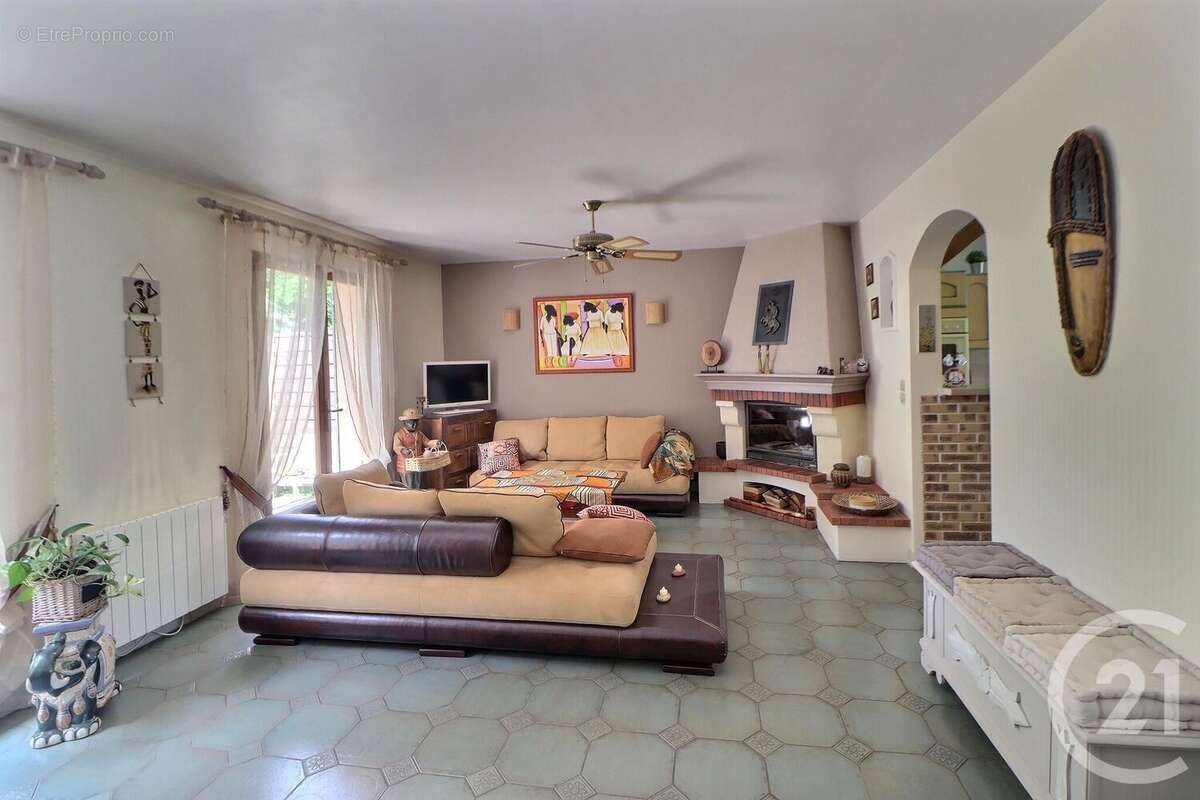 Maison à AULNAY-SOUS-BOIS