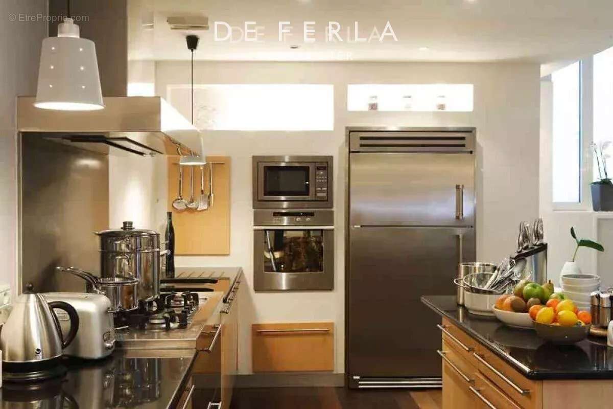 Appartement à PARIS-2E