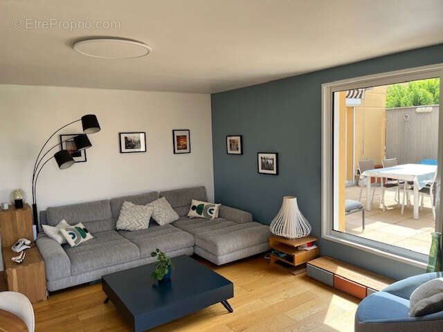 Appartement à POISAT