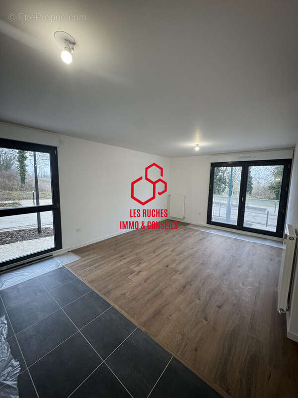 Appartement à MAGNY-LE-HONGRE