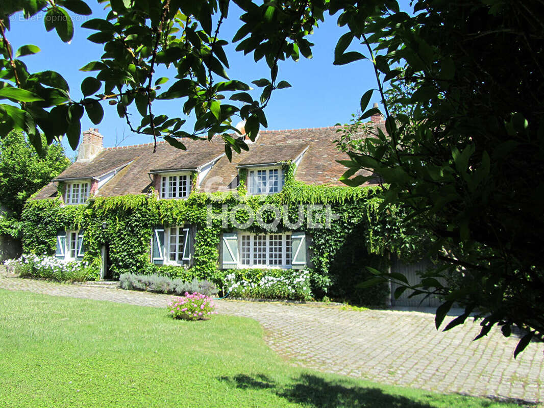 Maison à FONTAINEBLEAU