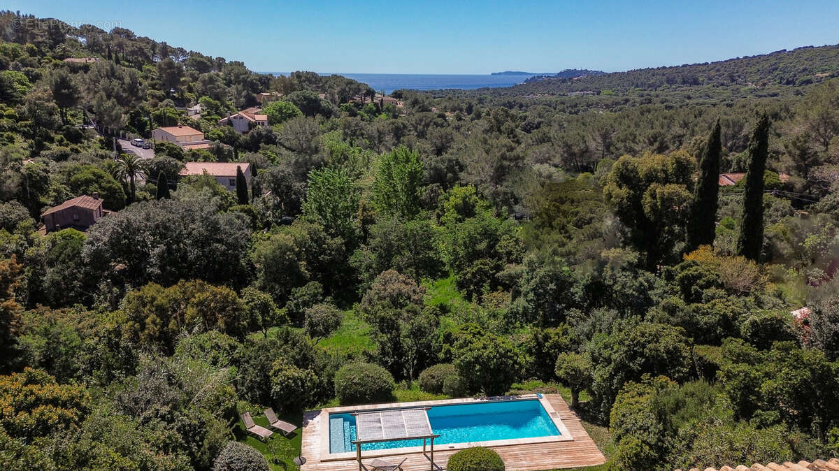 Maison à LA CROIX-VALMER