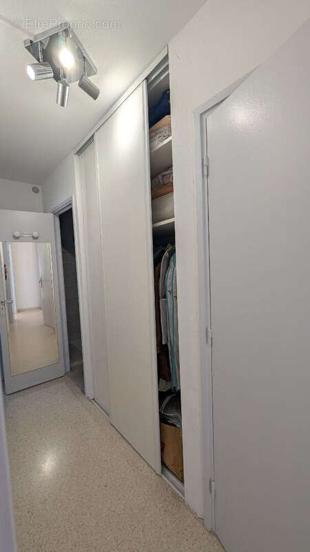 Appartement à VALLAURIS