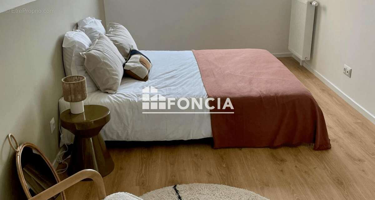 Maison à SAINT-CHERON