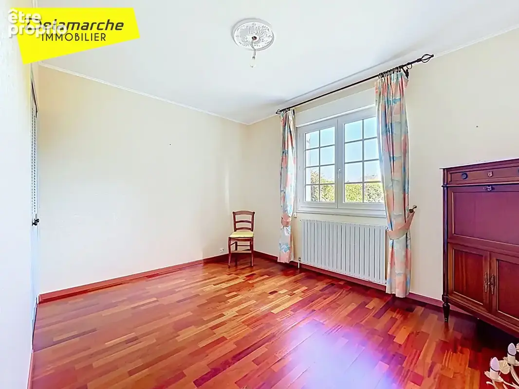 À vendre - Maison - 4 chambres - Bureau pour activité professionnelle - DUCEY-LES-CHERIS (50220) - photo 8