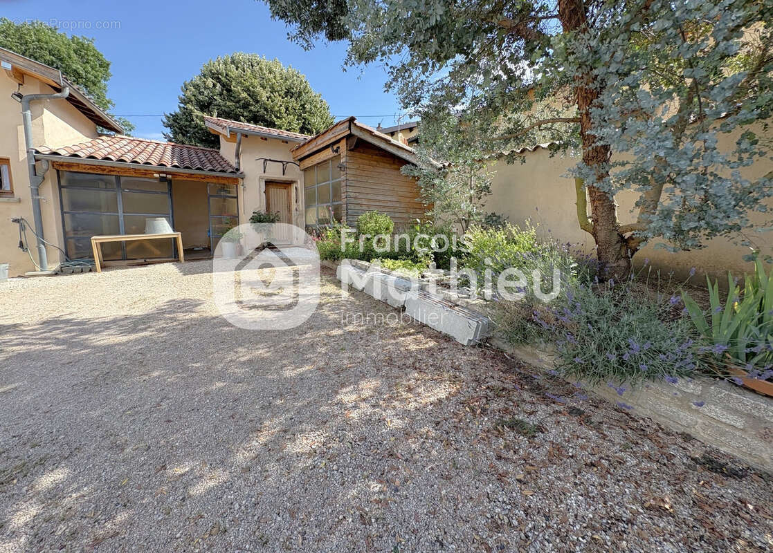 Maison à FRANS