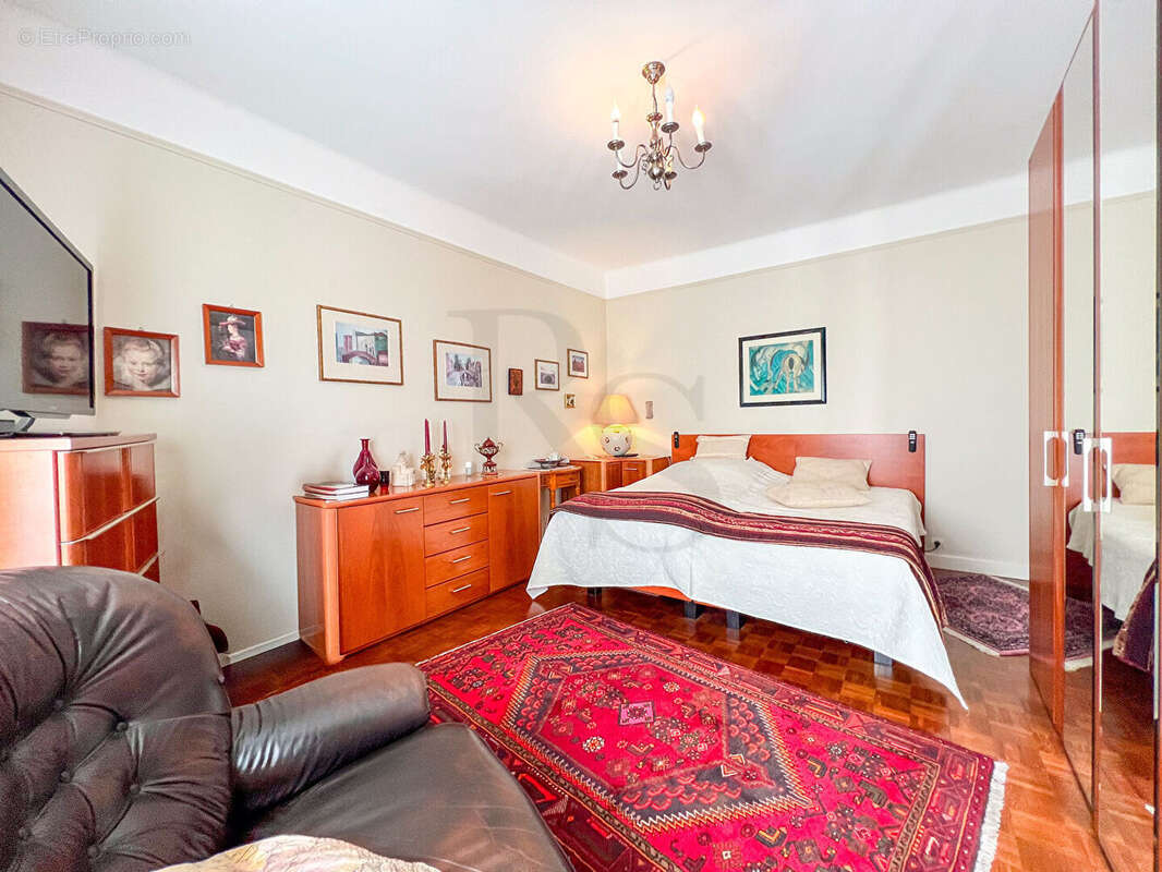 Maison à CONDE-SUR-NOIREAU