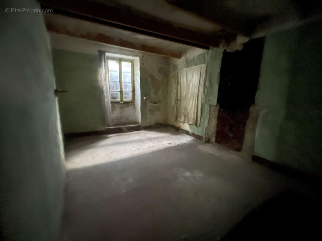 Saint jean du Gard, maison de village à rénover - photo 3
