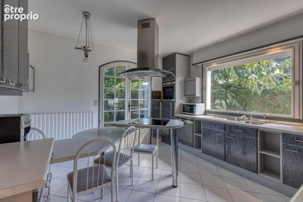 Maison 6 pièces 142 m² à vendre à Coublevie (38500) - photo 8