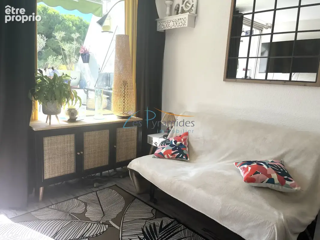 Studio cabine avec terrasse et parking couvert - photo 4