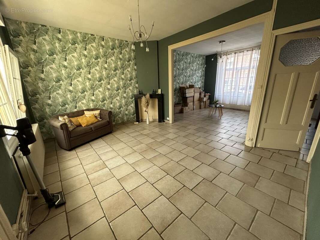 Maison 94 m² à Neuville-Saint-Remy  - photo 3