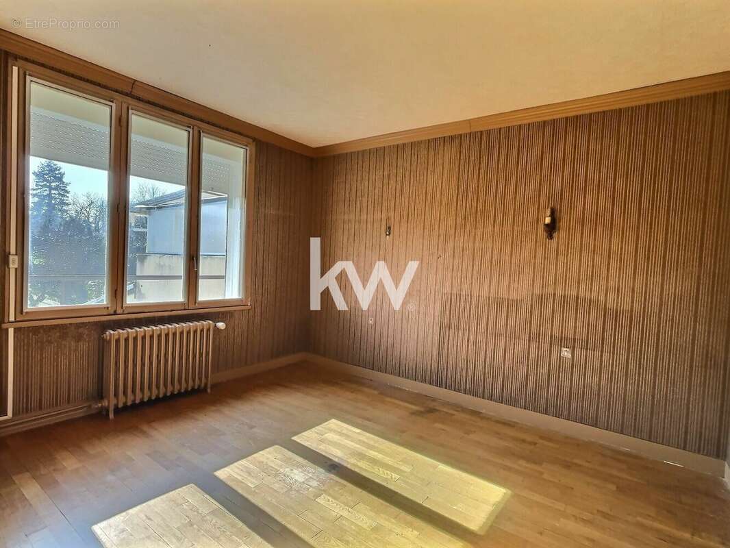 Maison à BALLANCOURT-SUR-ESSONNE