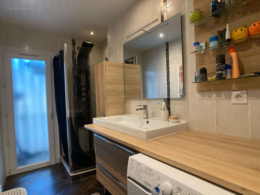 Appartement à CARBON-BLANC