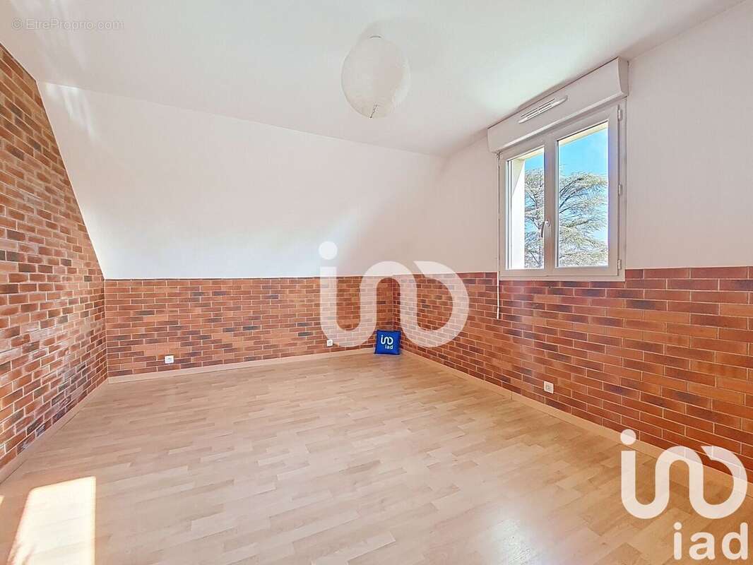 Photo 8 - Maison à SAINT-JEAN-LES-DEUX-JUMEAUX