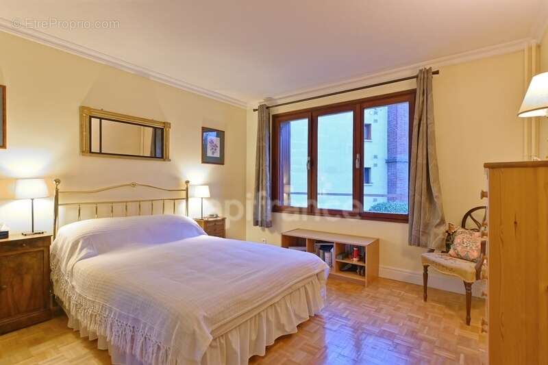 Appartement à MAISONS-LAFFITTE