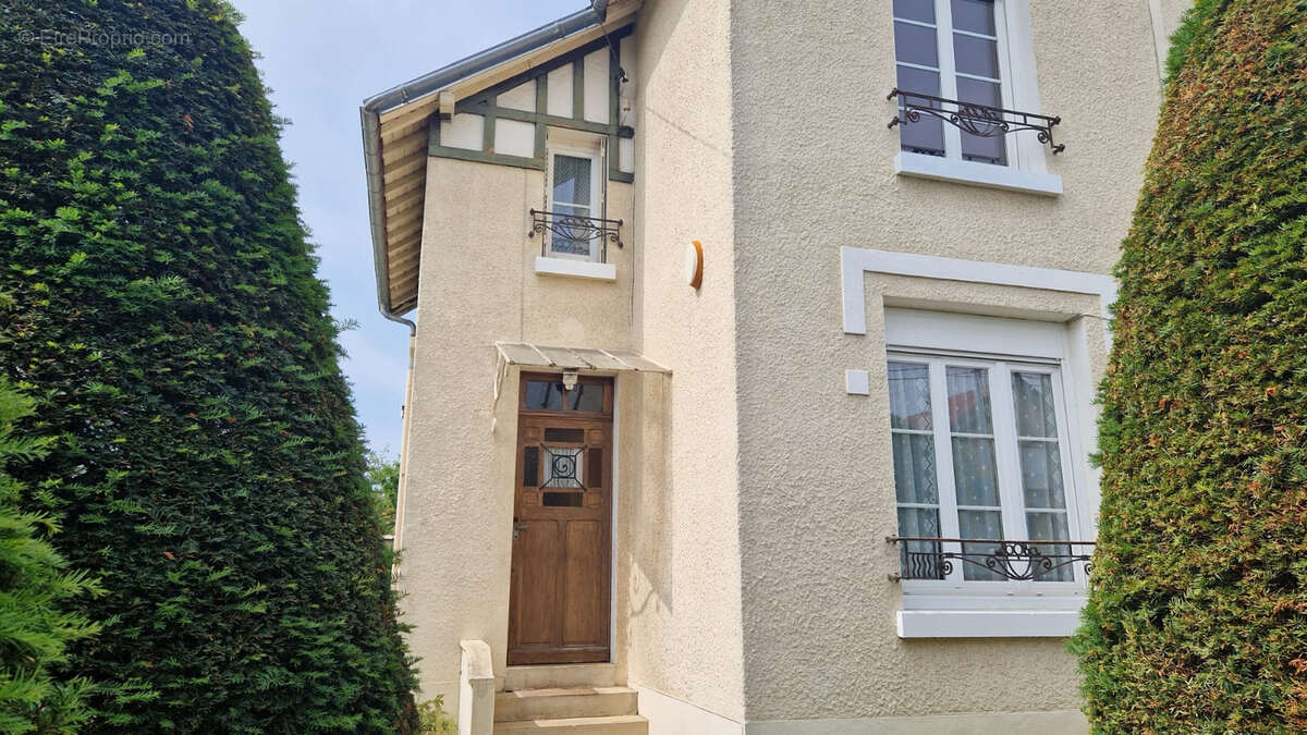 Maison à AUXERRE