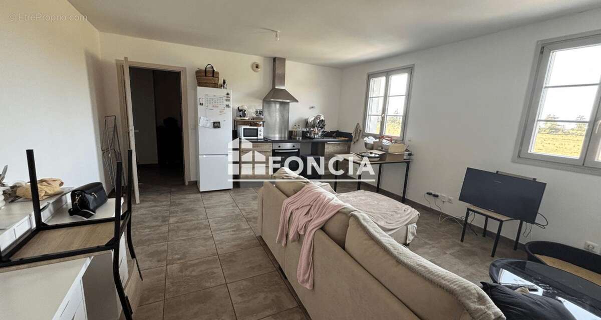 Appartement à LE PONTET