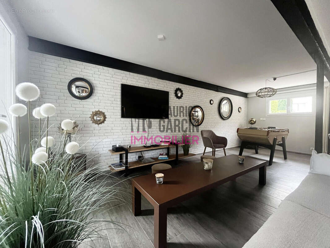 Maison 130 m² à L'isle-Sur-La-Sorgue  - photo 8