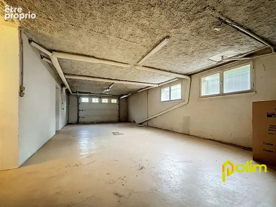 belle villa de 204 m2 à rénover totalement sur 1461 m2 - photo 9