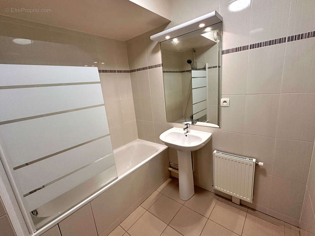 Appartement à NANTERRE