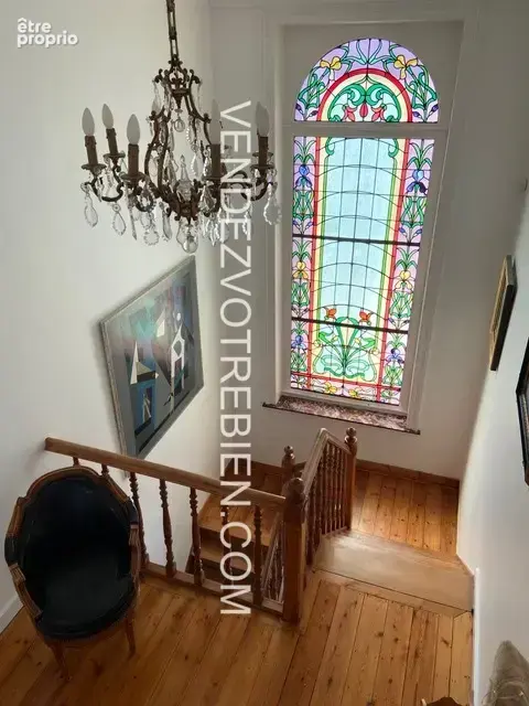 Maison de caractère de 250 m2 à LA MADELEINE avec cabinet médical attenant , idéale pour grande famille et pro - photo 2