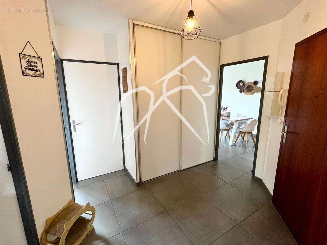 Appartement 3 pièces  63 m²  1er étage avec balcon  St Clément - Jardin des Plantes  76100 Rouen - photo 8