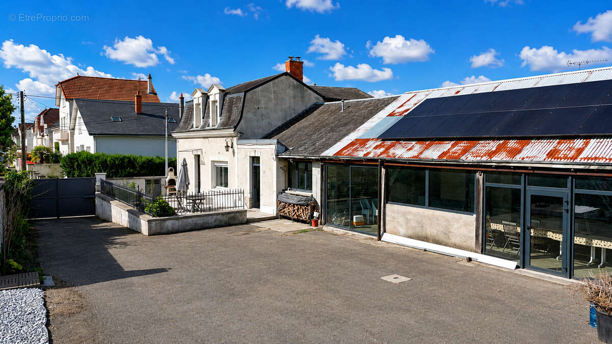 Maison à CHATELLERAULT