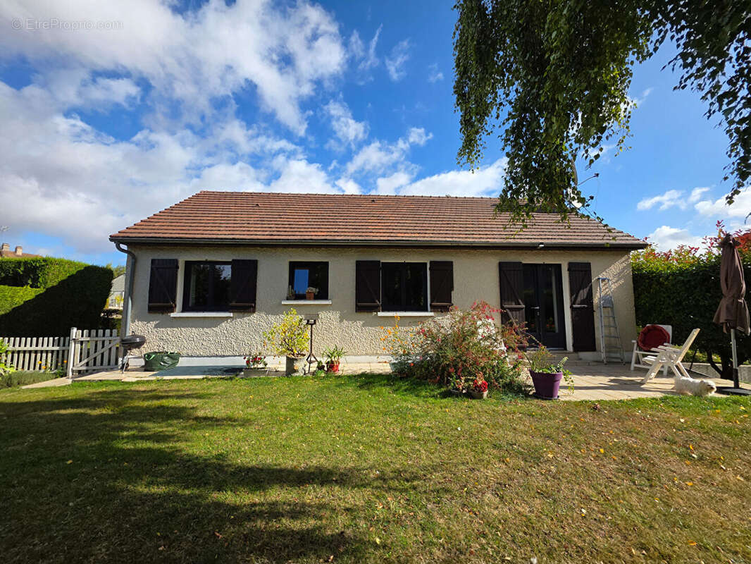 Maison à BRETEUIL