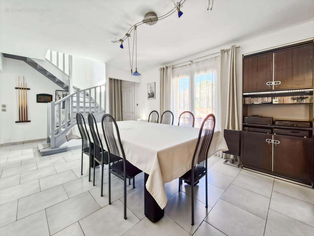 Maison à SAINT-RAPHAEL