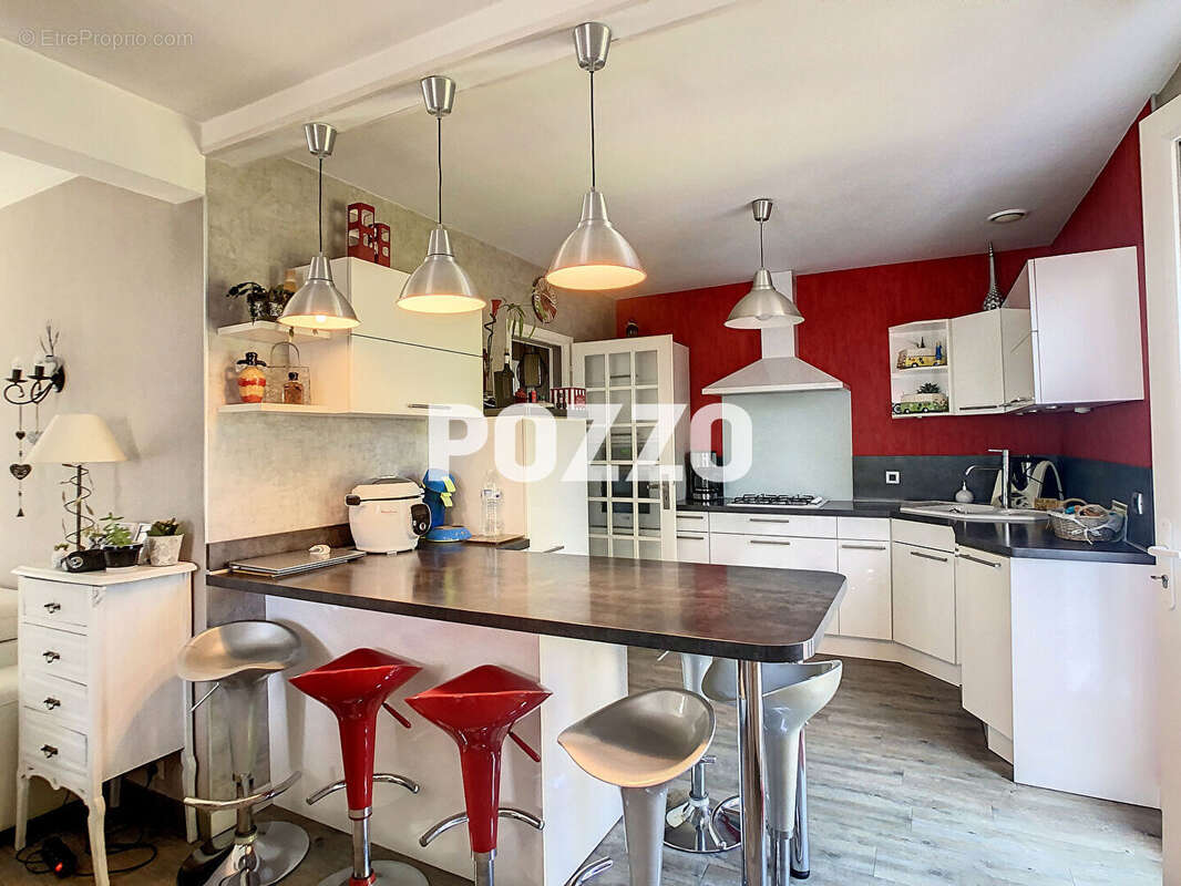 Maison à BRICQUEVILLE-LA-BLOUETTE