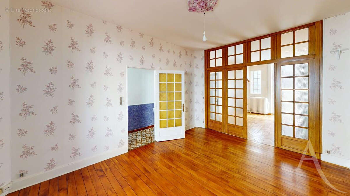 Maison  5 pièce(s) 96 m2 - photo 2