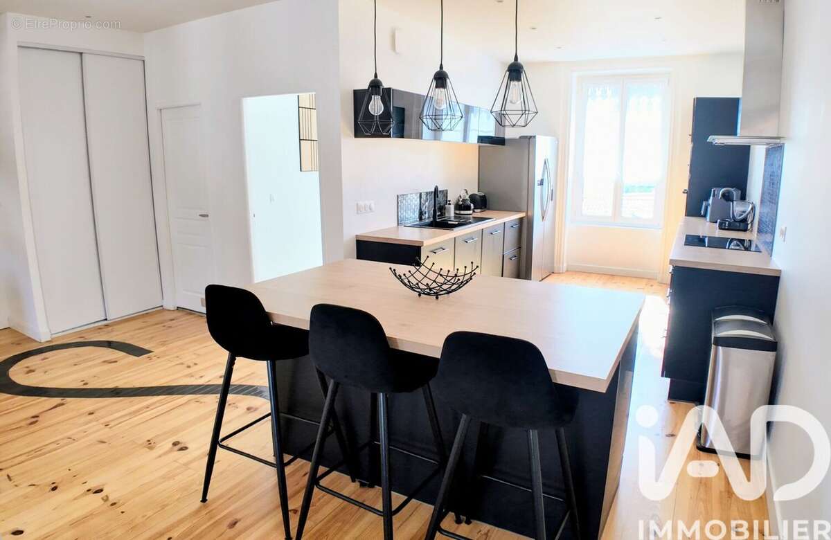 Photo 9 - Appartement à SAINT-ETIENNE