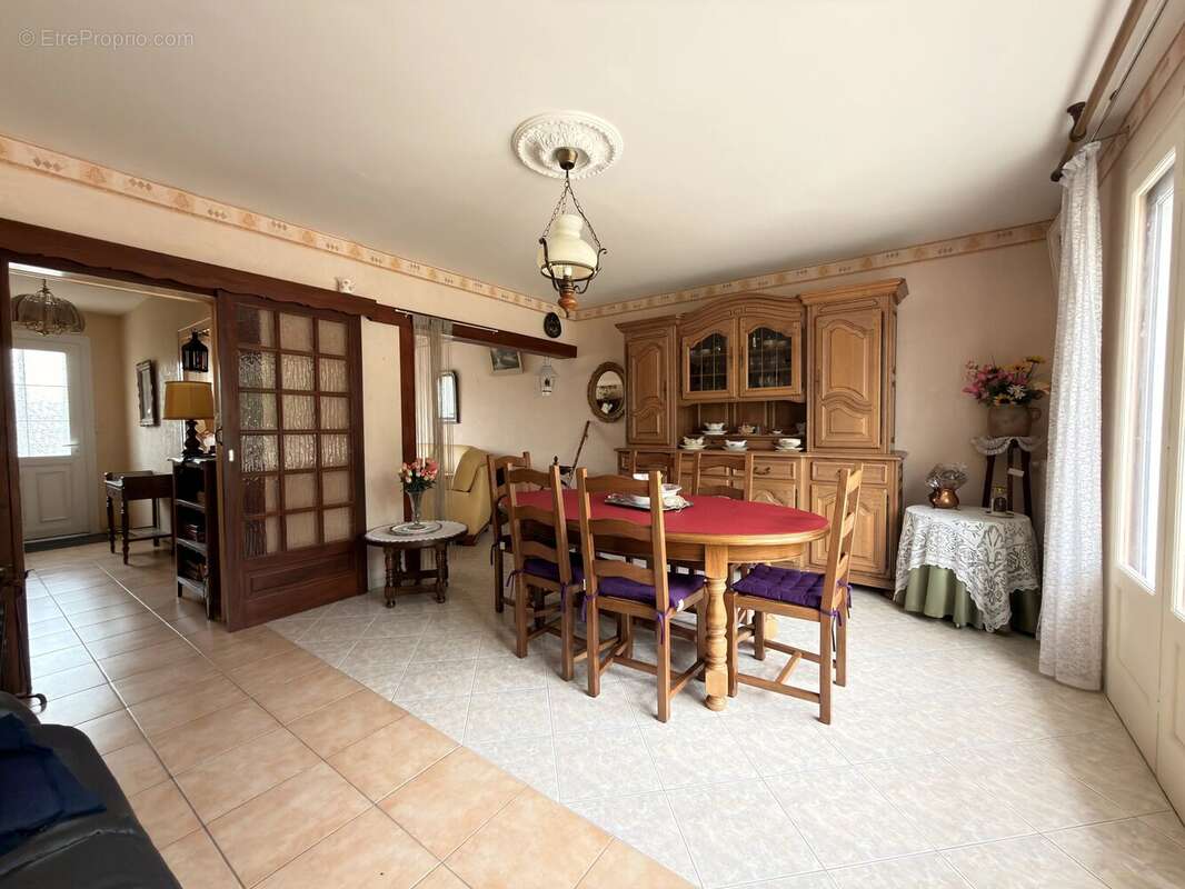 Maison à RUFFEC