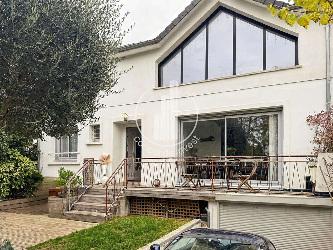 Maison à COLOMBES
