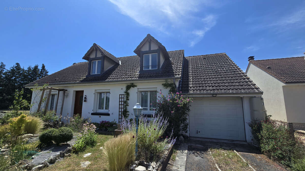 Maison à LAILLY-EN-VAL