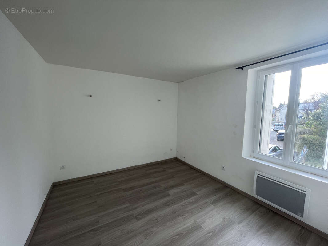 Immeuble pour investissement locatif à Amboise. - photo 6
