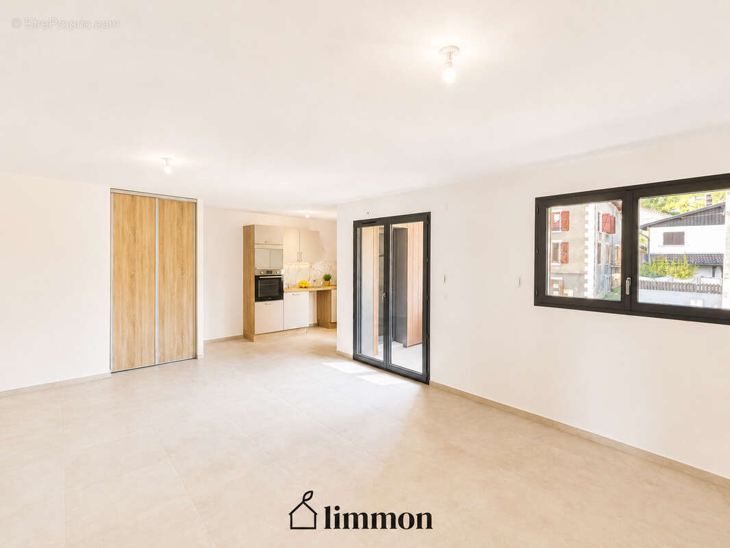 Appartement à RENAGE