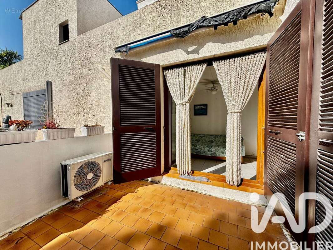 Photo 3 - Appartement à BORMES-LES-MIMOSAS