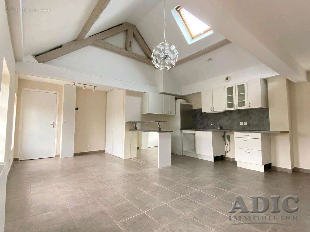 Appartement à DAMMARTIN-EN-GOELE