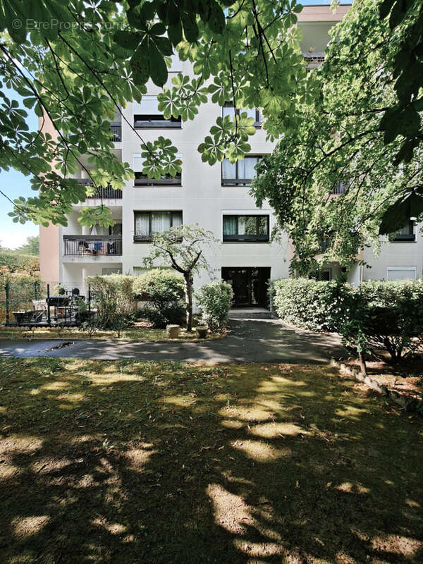 Appartement à BONDY