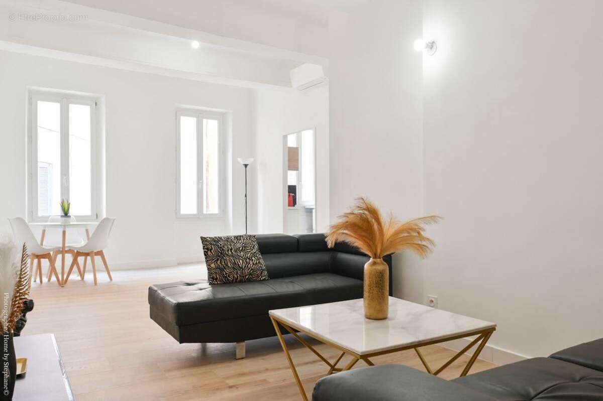 Appartement à SANARY-SUR-MER