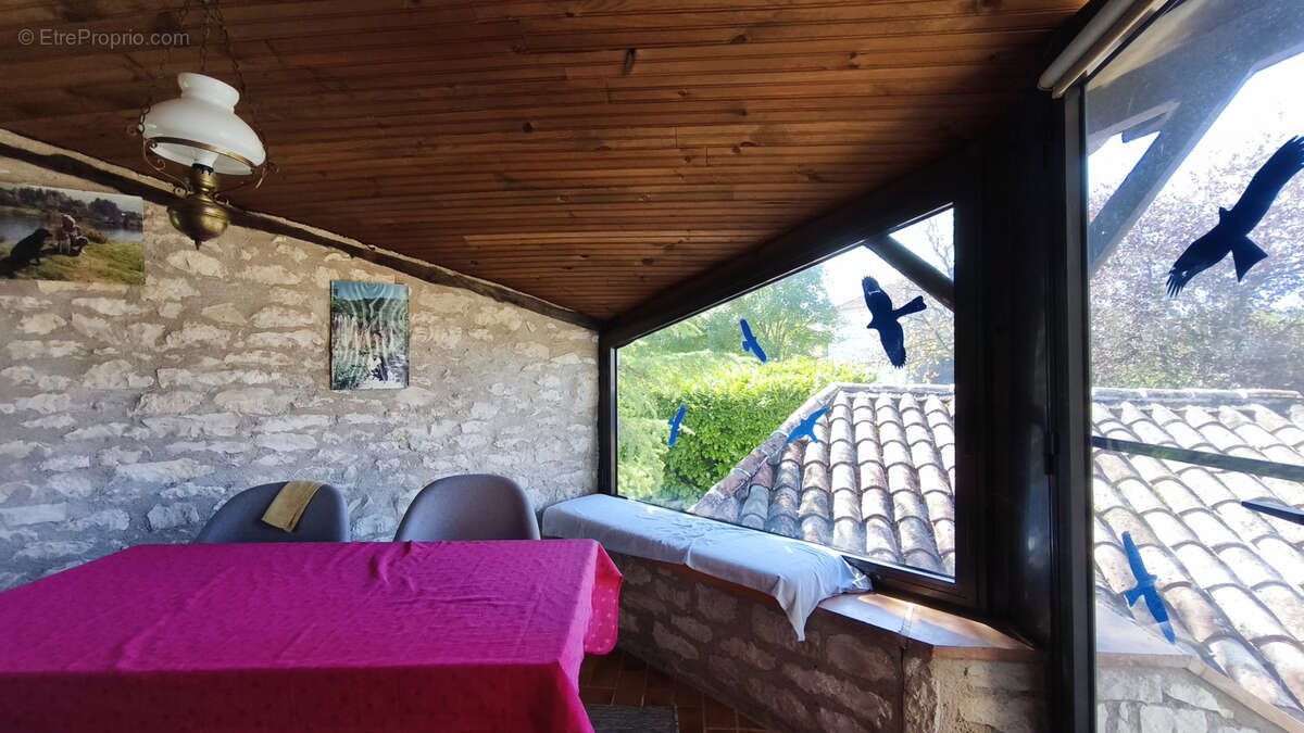 Maison à VILLESEQUE