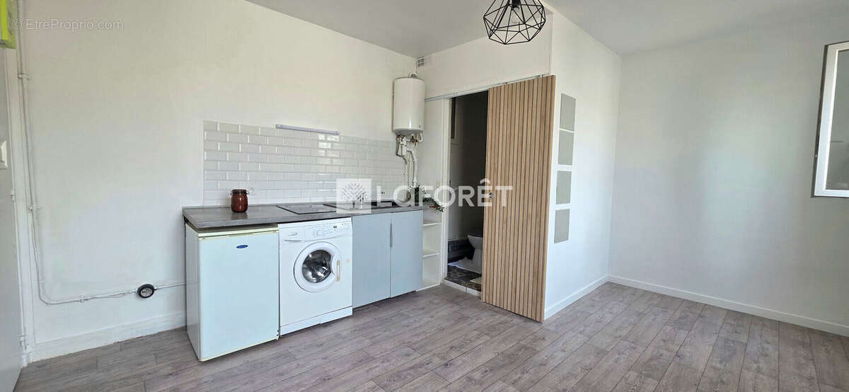 Appartement Saint Denis 1 pièce(s) 17.28 m2 - photo 5