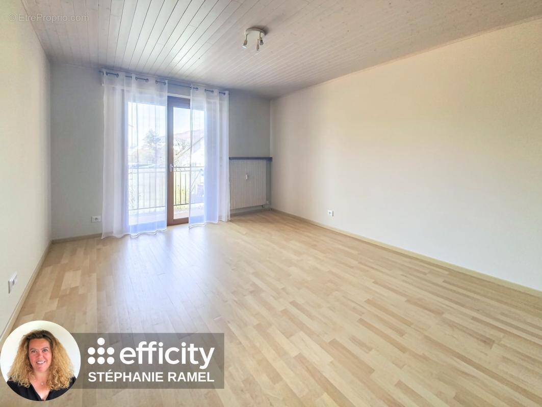 Appartement à MARIGNIER