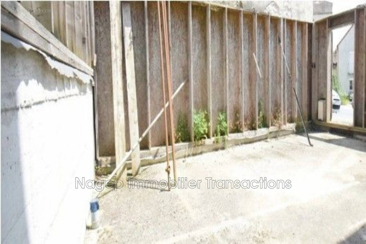 Terrain à LE VERNET