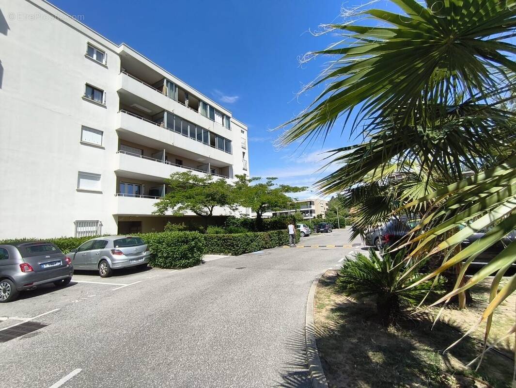 Appartement à FREJUS