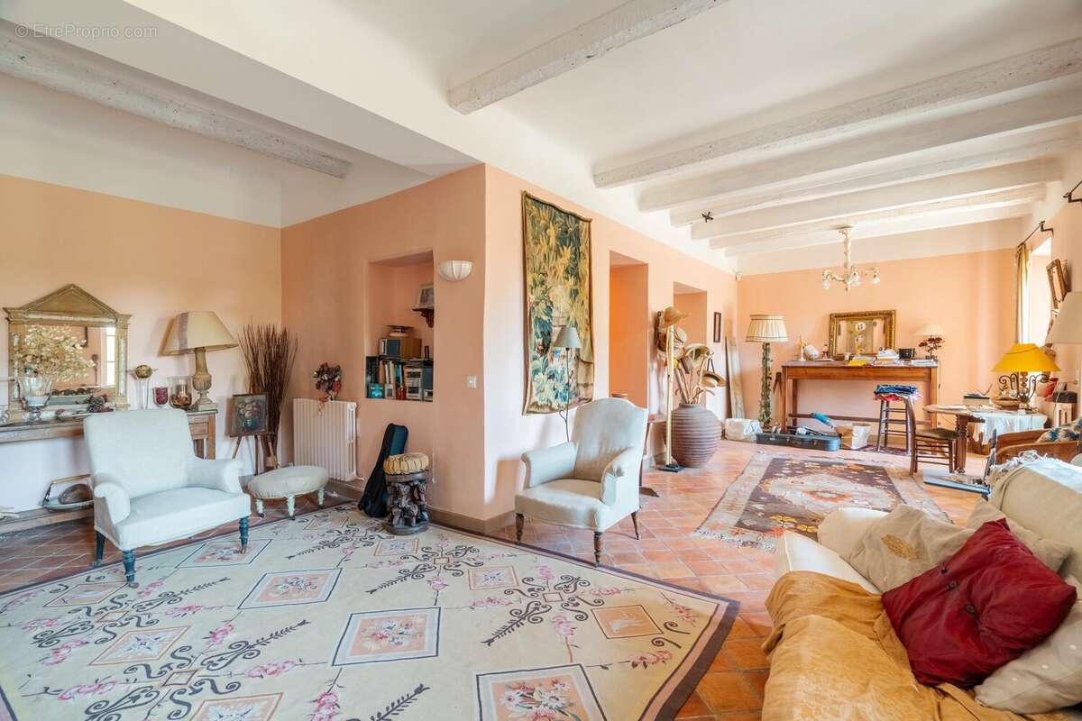 Maison à CADENET
