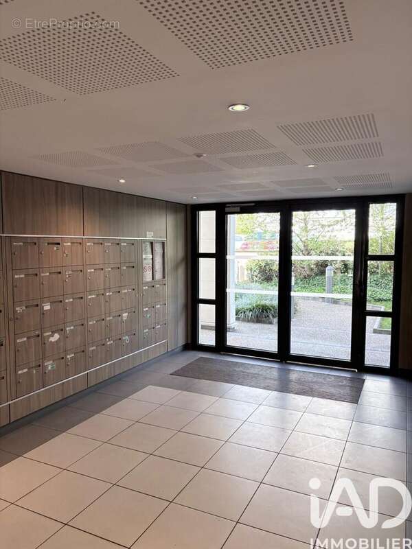 Photo 7 - Appartement à LE PLESSIS-BOUCHARD
