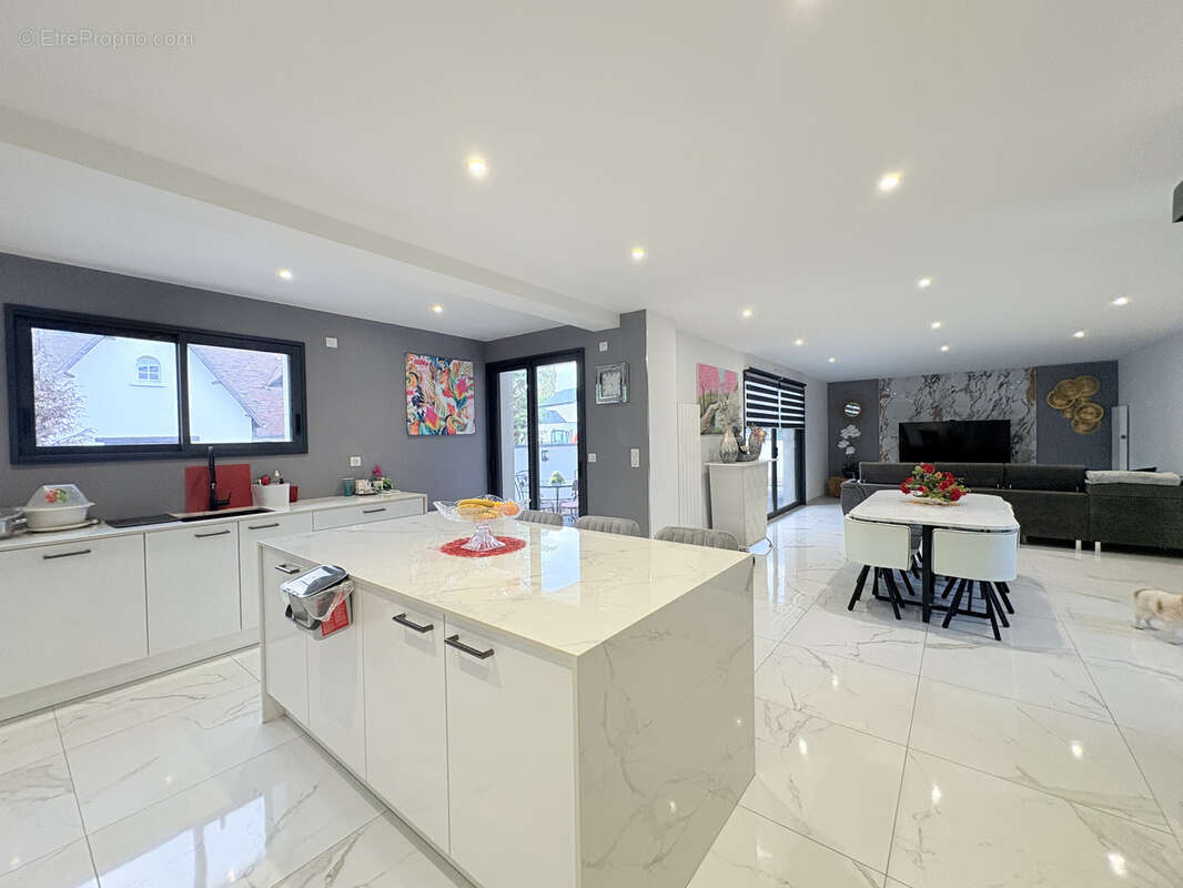 Maison à BALLAN-MIRE