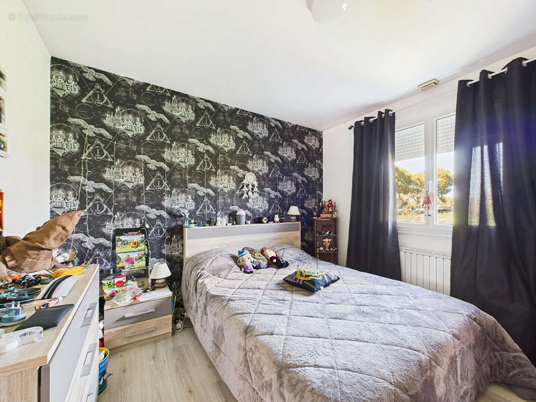 Maison à SAINT-JEAN-DE-MUZOLS